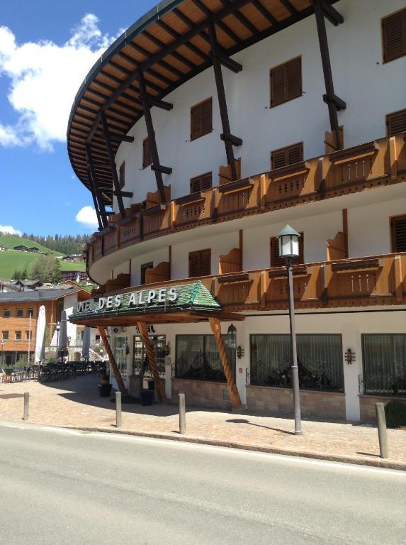 Hotel Des Alpes Selva di Val Gardena Zewnętrze zdjęcie